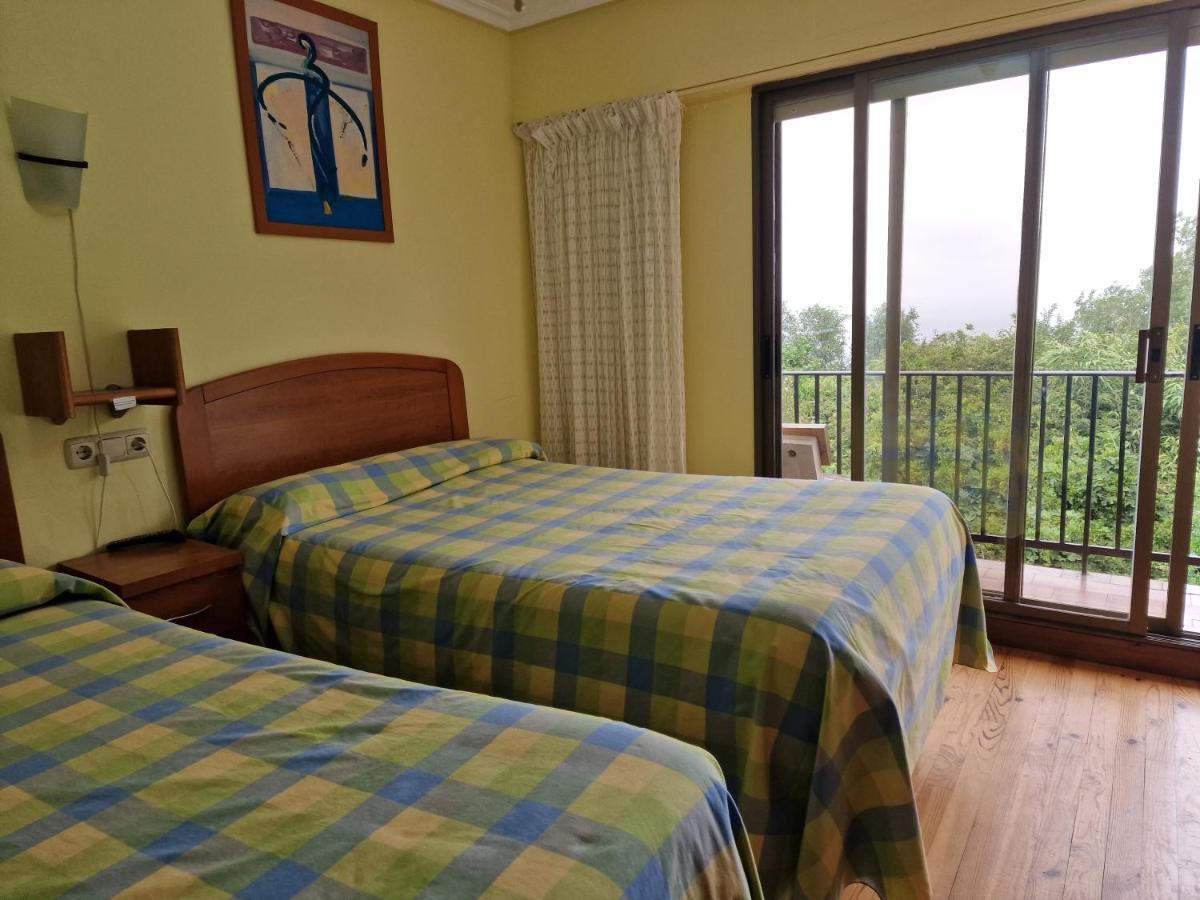 Pension Tximistarri San Sebastian Buitenkant foto