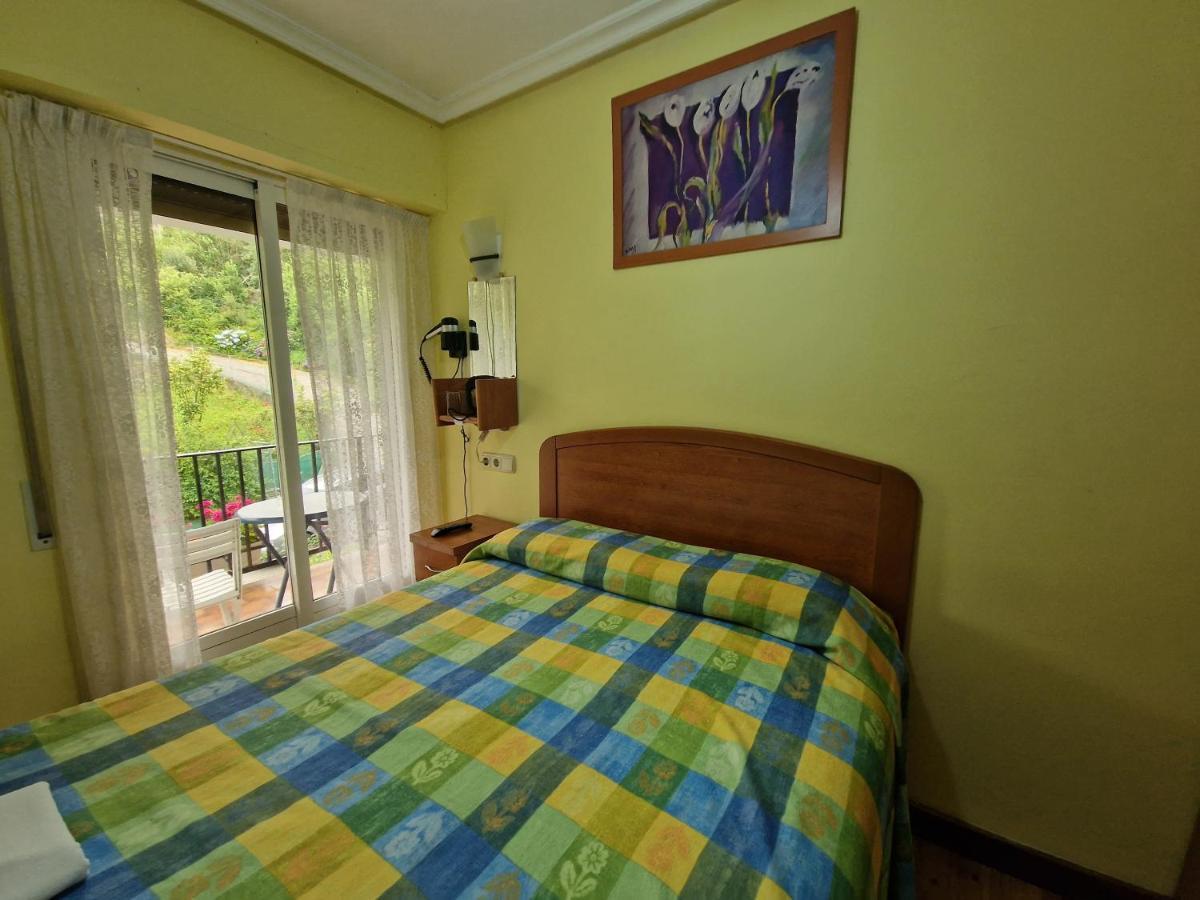Pension Tximistarri San Sebastian Buitenkant foto