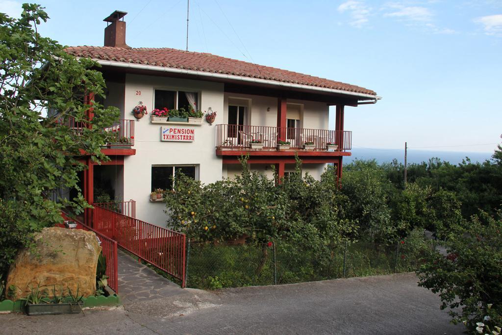 Pension Tximistarri San Sebastian Buitenkant foto