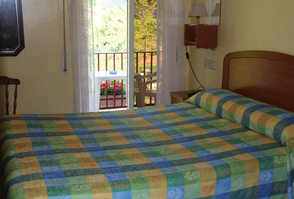 Pension Tximistarri San Sebastian Buitenkant foto